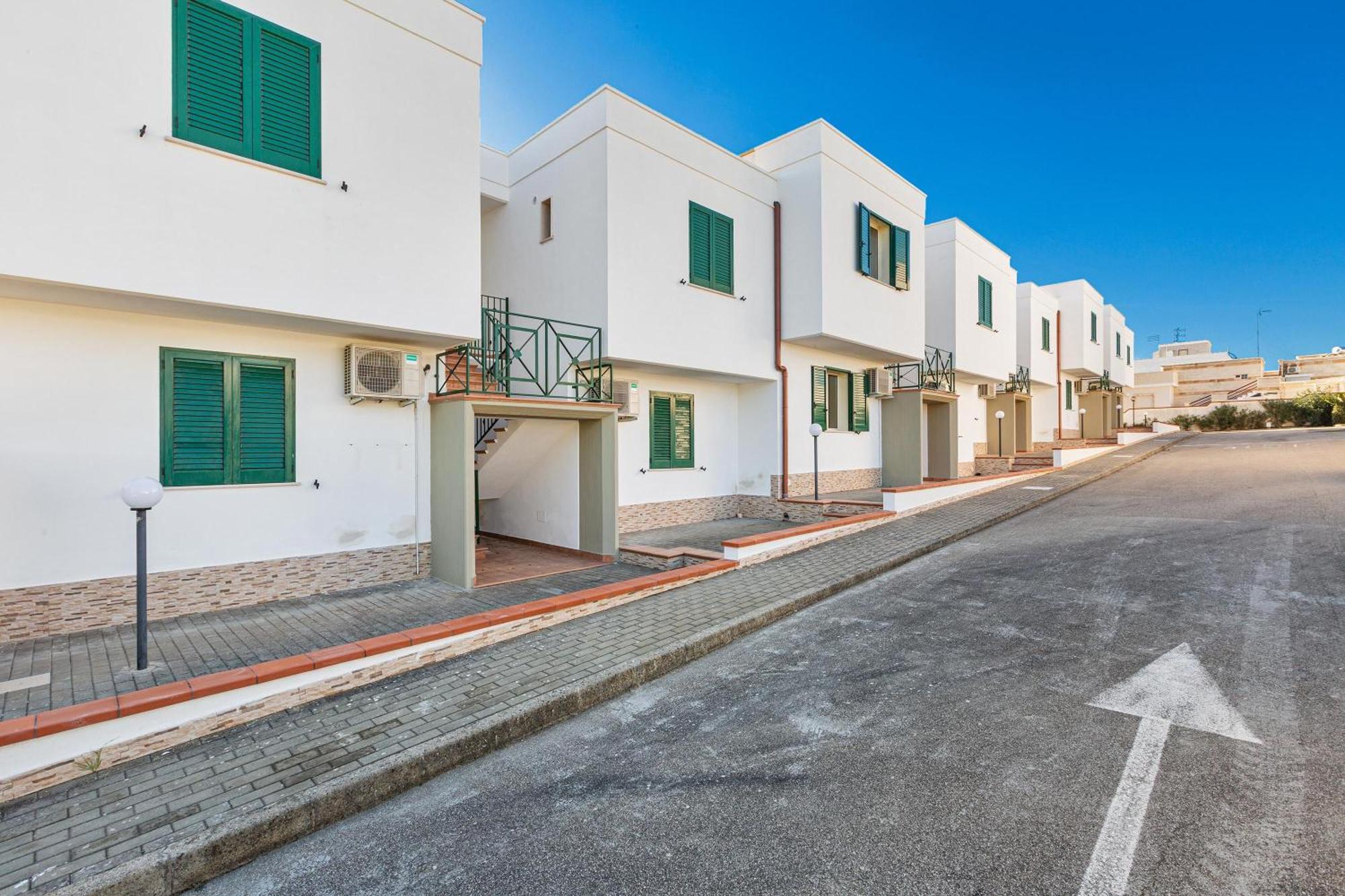 Blusea Beach Apartments San Pietro in Bevagna Exterior photo