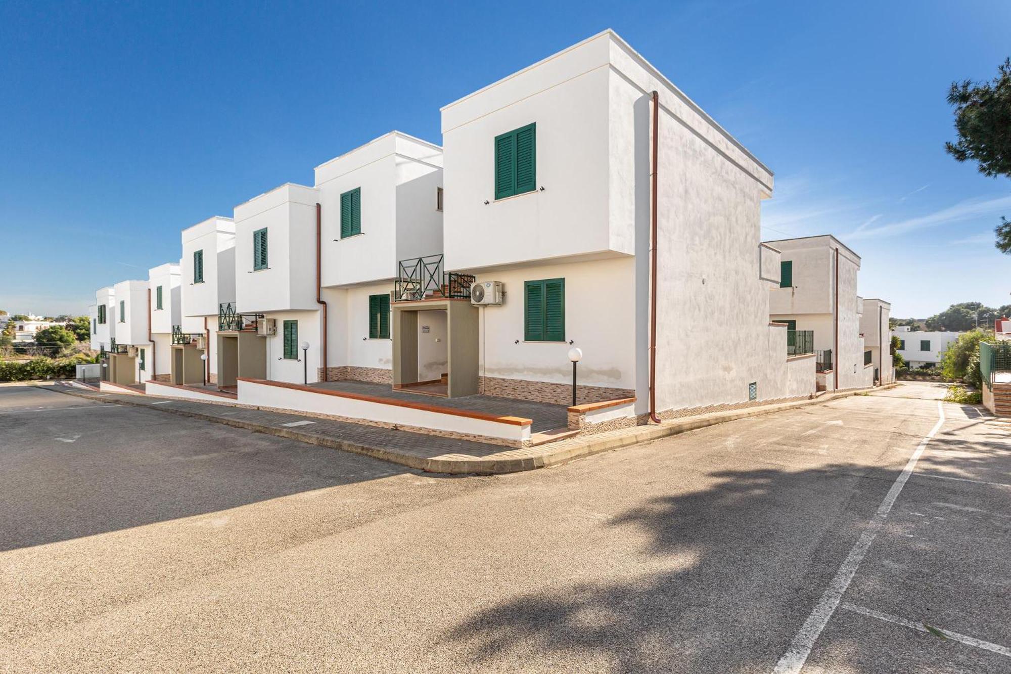 Blusea Beach Apartments San Pietro in Bevagna Exterior photo