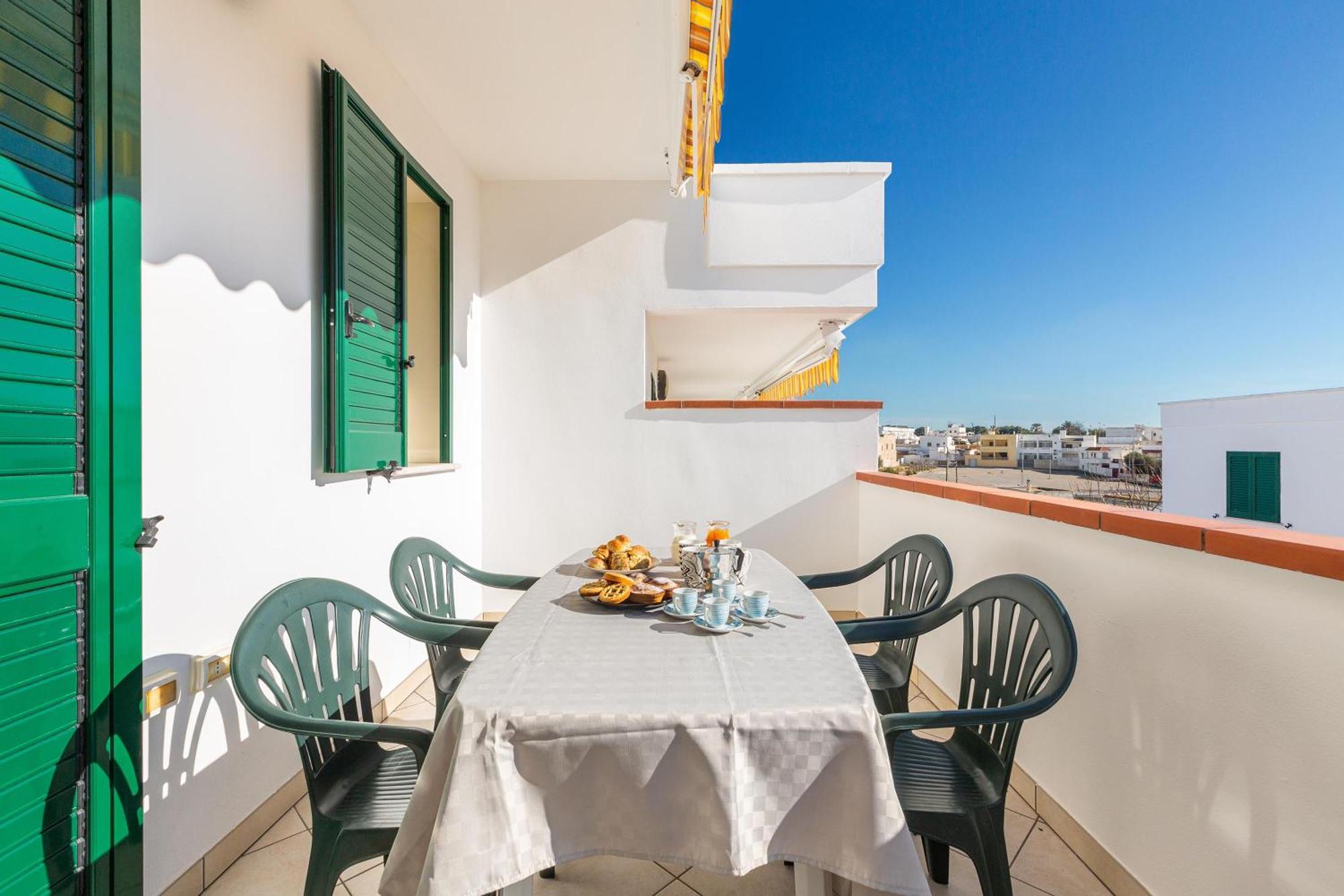 Blusea Beach Apartments San Pietro in Bevagna Exterior photo