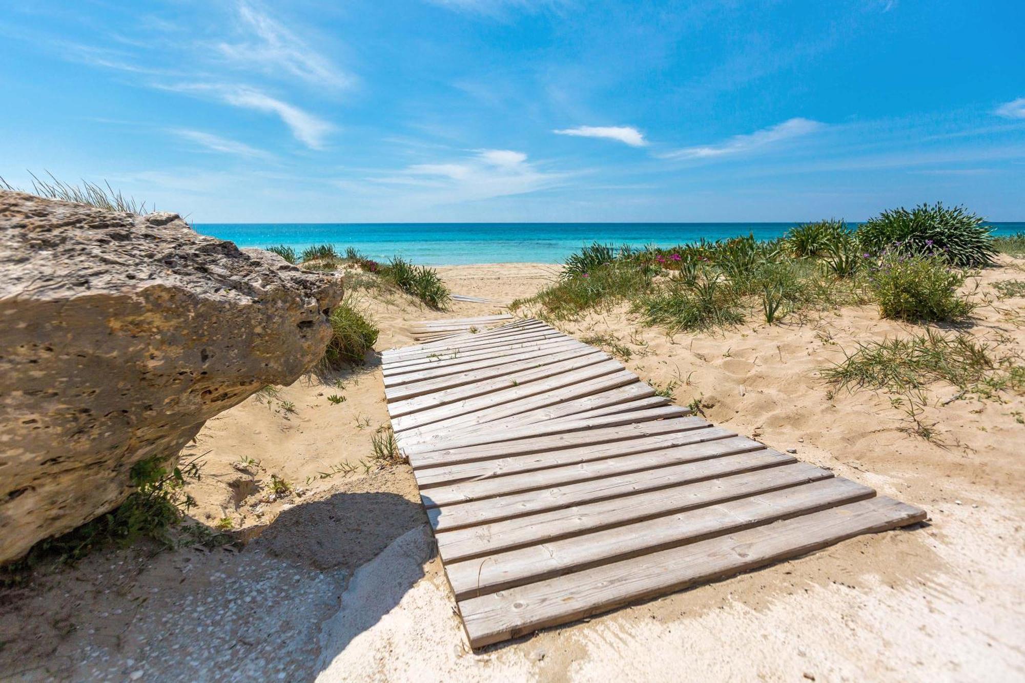 Blusea Beach Apartments San Pietro in Bevagna Exterior photo